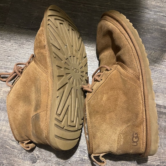 Ugg Mens Boot - Picture 2 of 6